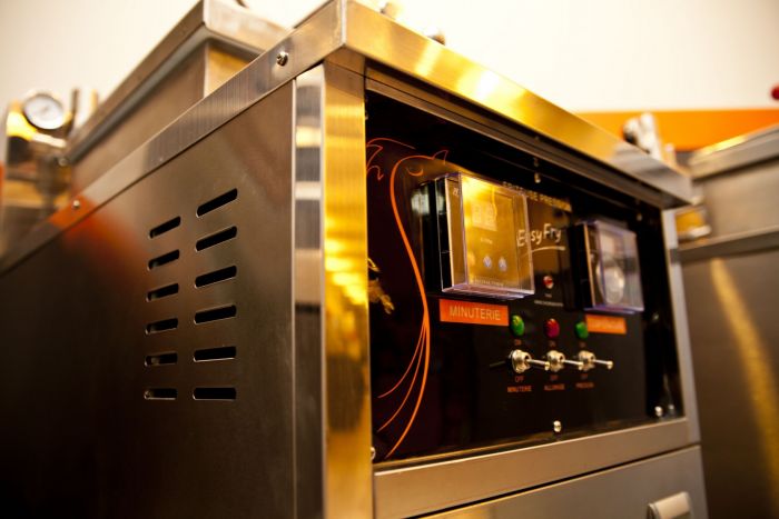 FREIDORA A PRESIÓN PRESSURE FRYER ELÉCTRICA EASY FRY — photo 2
